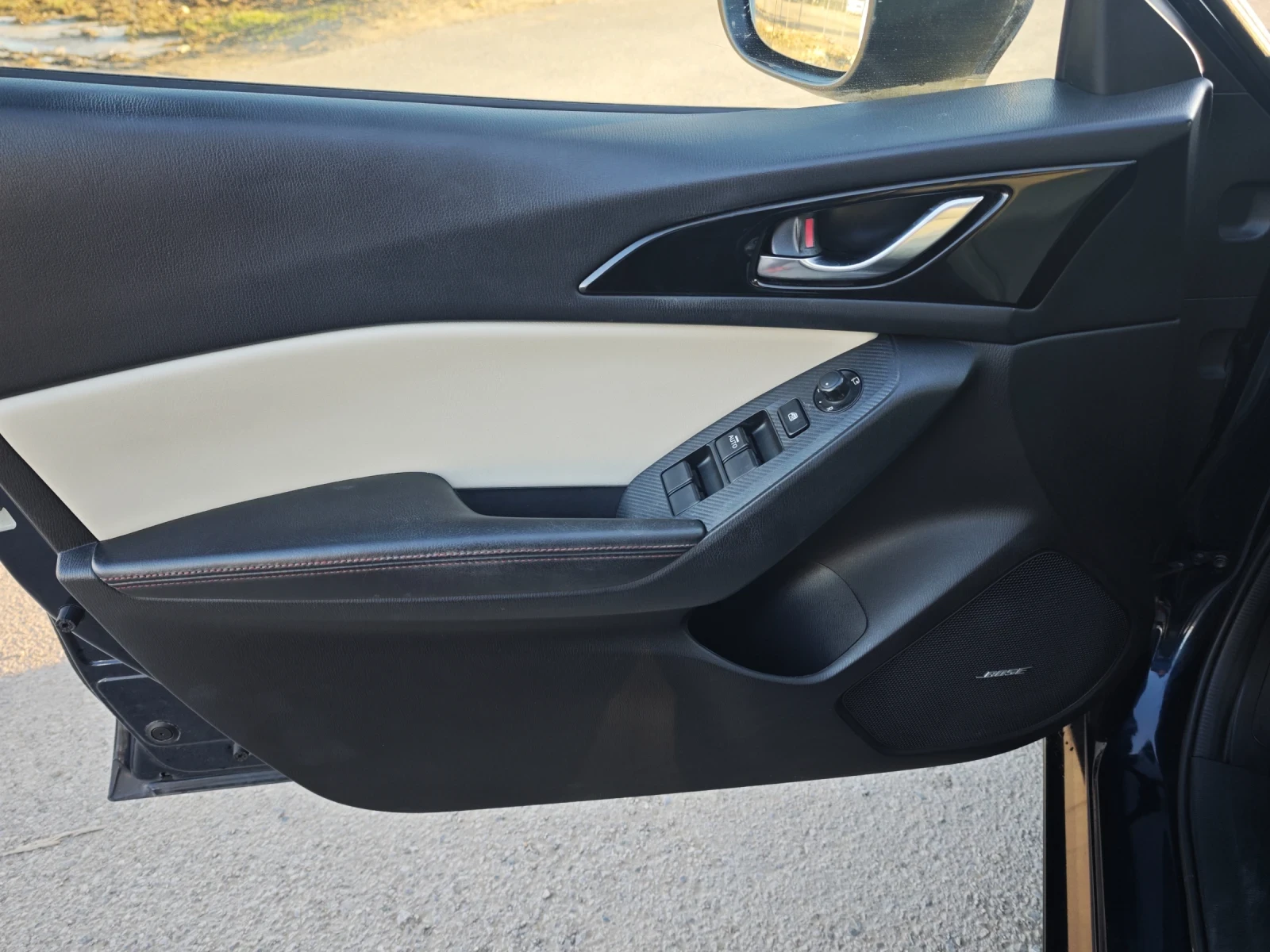 Mazda 3 2.2d-SKYACTIVE - изображение 10