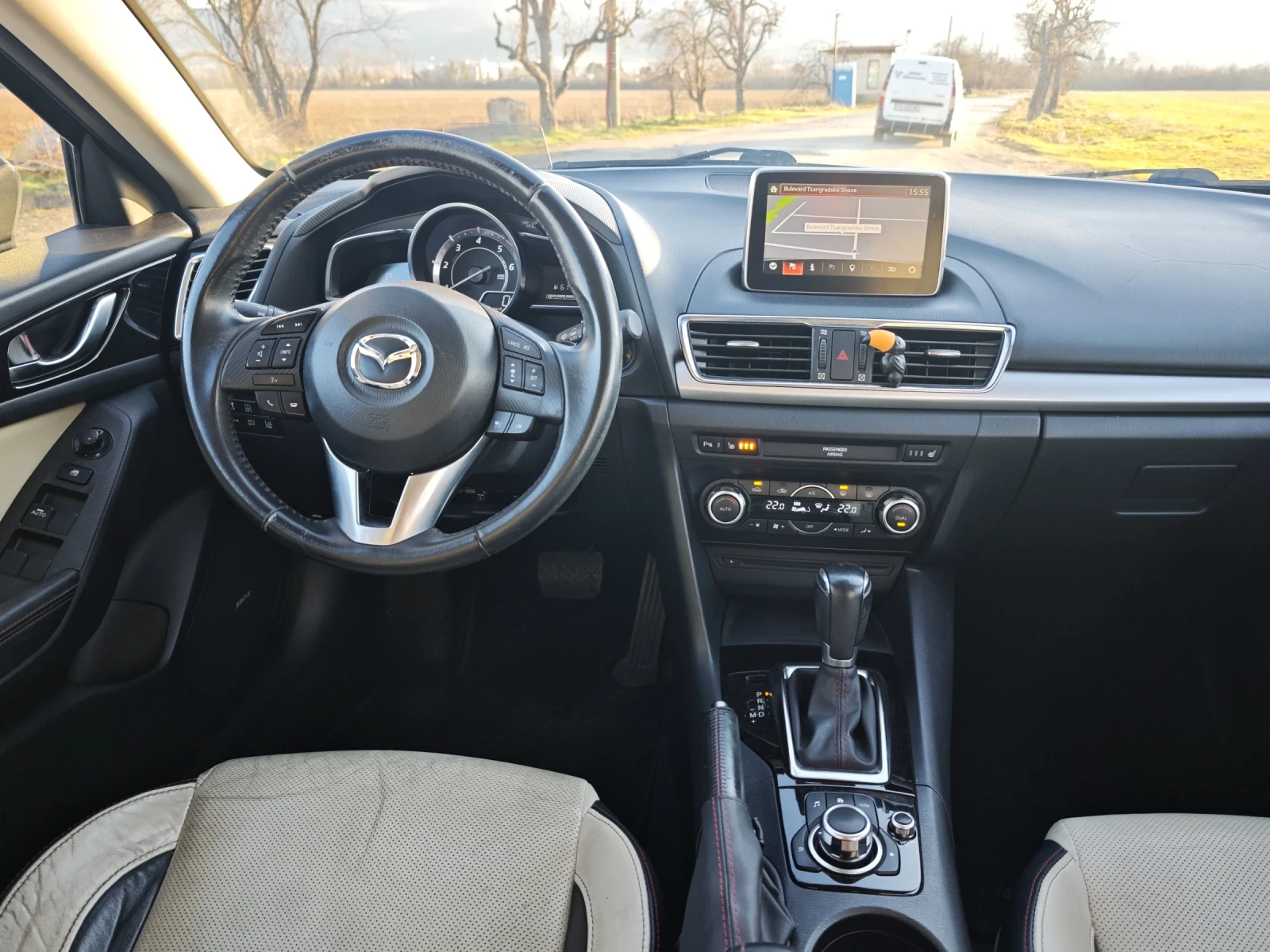Mazda 3 2.2d-SKYACTIVE - изображение 9