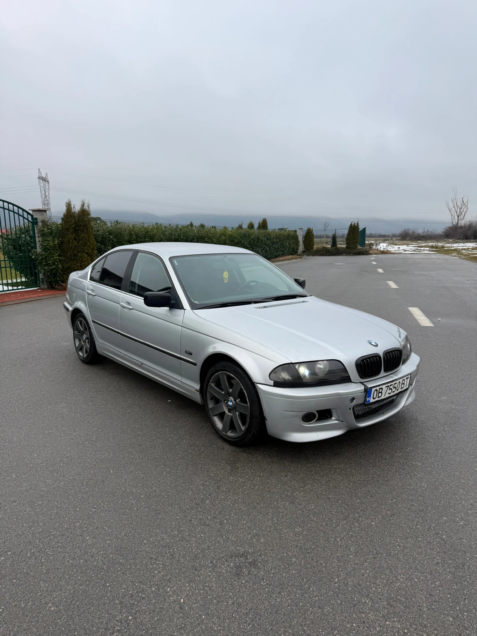 BMW 330 3000 - изображение 3