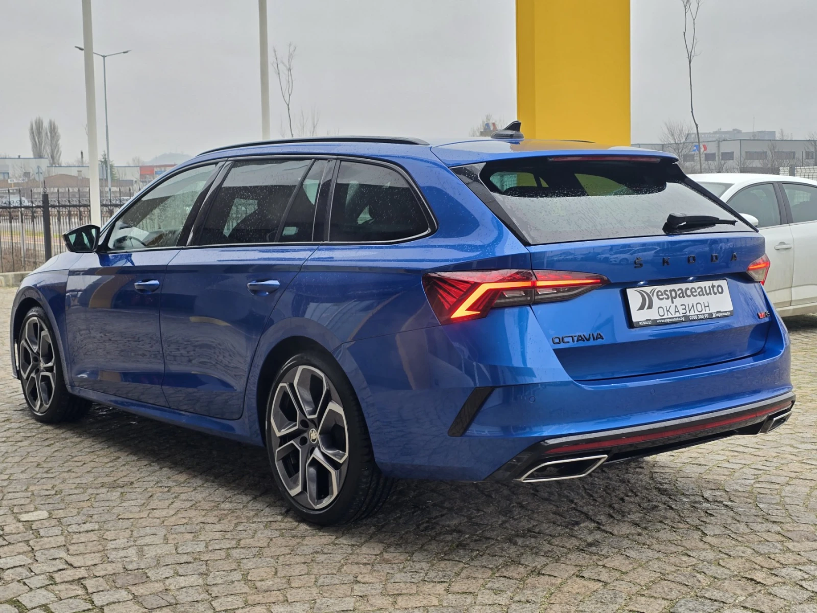 Skoda Octavia R.S. Combi 200к.с. DSG, снимка 7 - Автомобили и джипове - 53467329