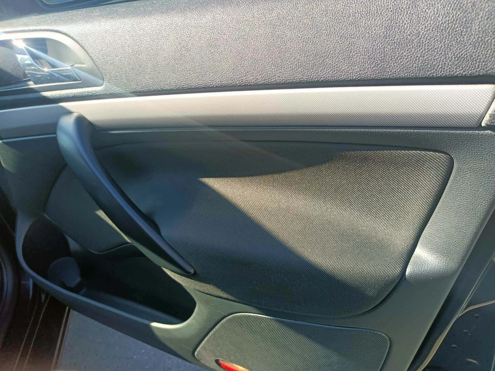 Skoda Octavia 1.6, снимка 11 - Автомобили и джипове - 54360223