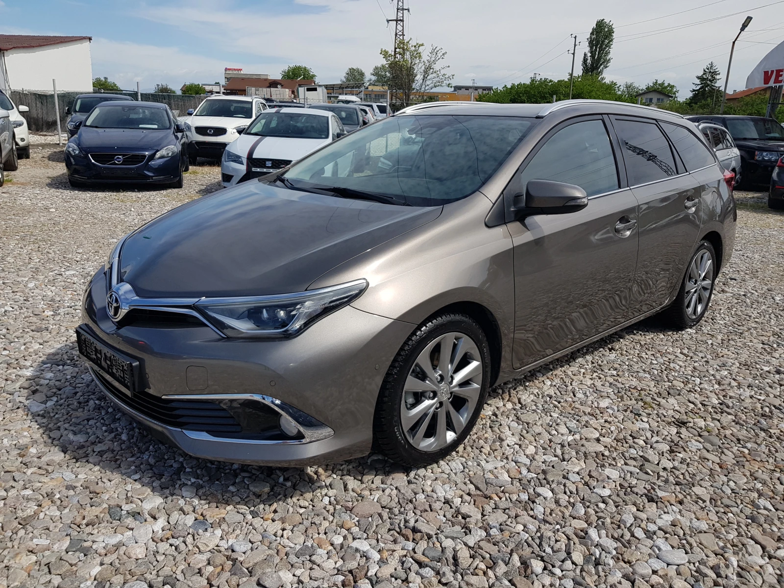 Toyota Auris LOUNGE/PREMIUM Touring Sports 1.6 D-4D FACELIFT
