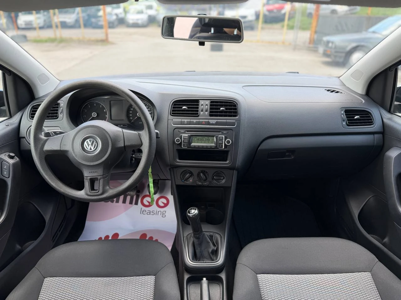 VW Polo 1.2i , снимка 13 - Автомобили и джипове - 54715739