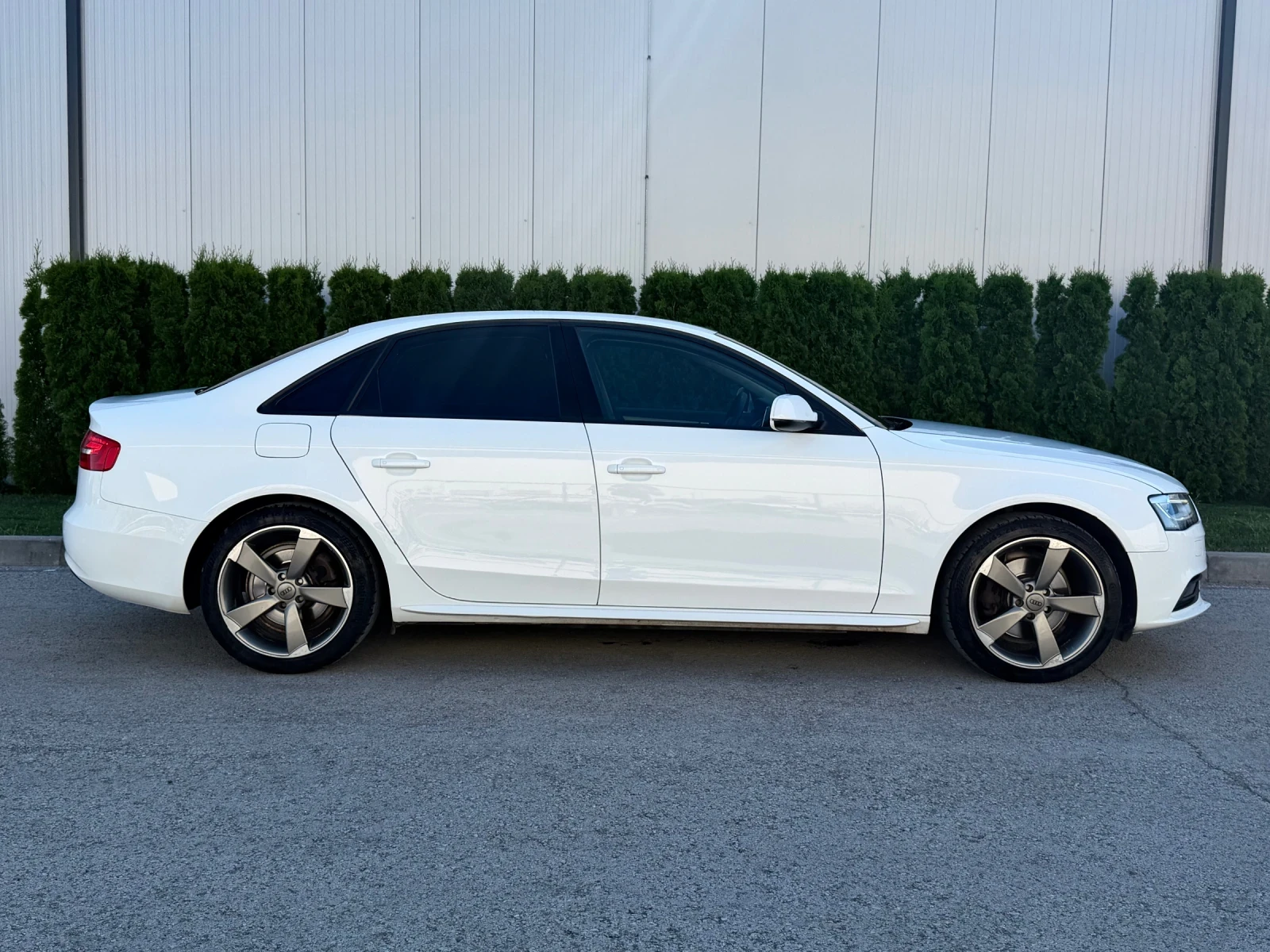 Audi A4 2.0 TDI | S-LINE | АВТОМАТ | FACE | NAVI | КОЖА | , снимка 7 - Автомобили и джипове - 54873868