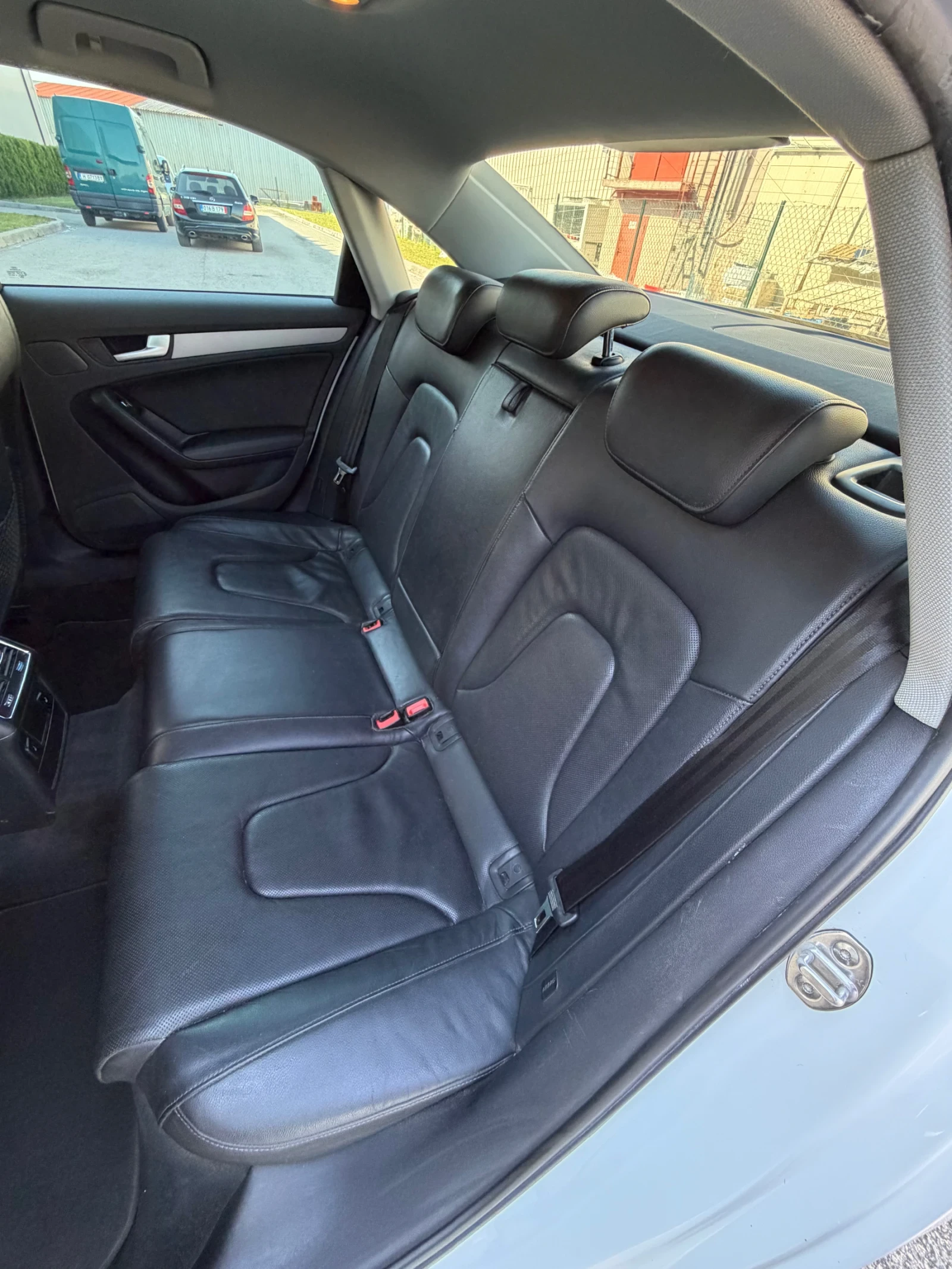 Audi A4 2.0 TDI | S-LINE | АВТОМАТ | FACE | NAVI | КОЖА | , снимка 14 - Автомобили и джипове - 54873868