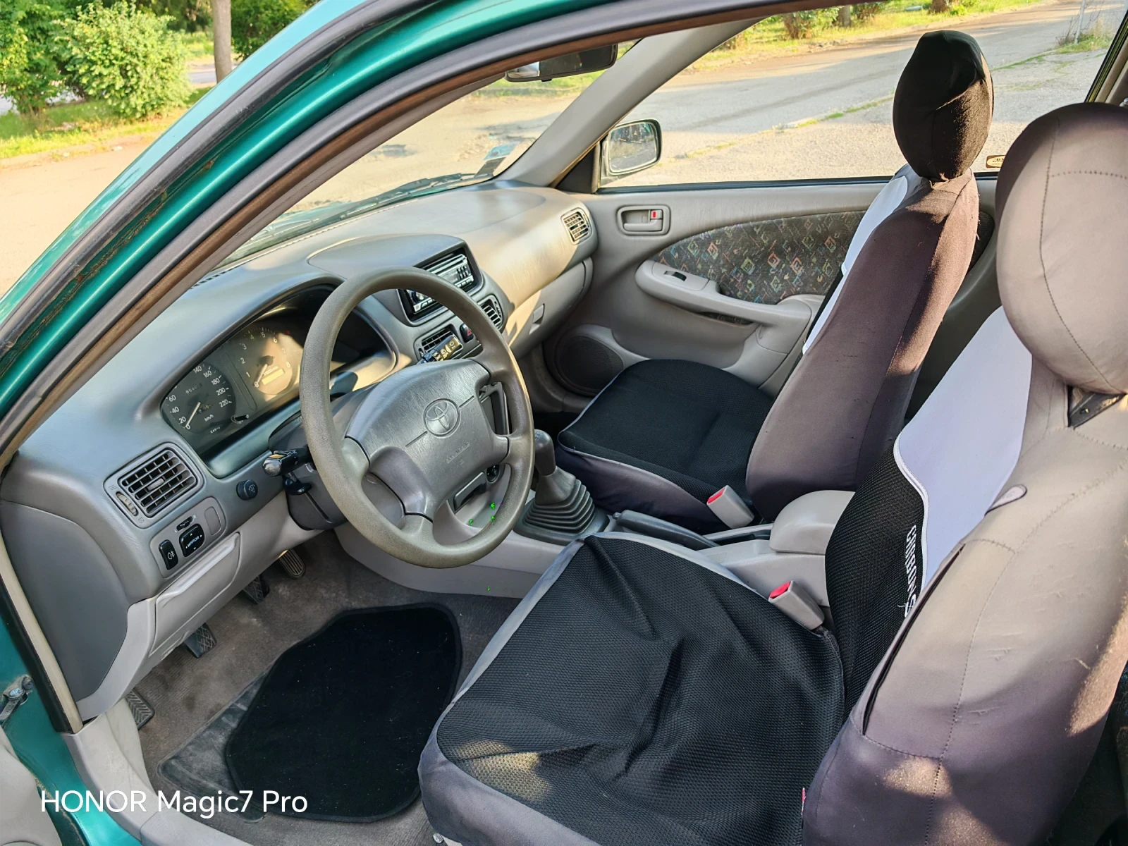 Toyota Corolla Toyota Corolla 1.3i 86 к.с. Климатик / Поддържана, снимка 7 - Автомобили и джипове - 55007393