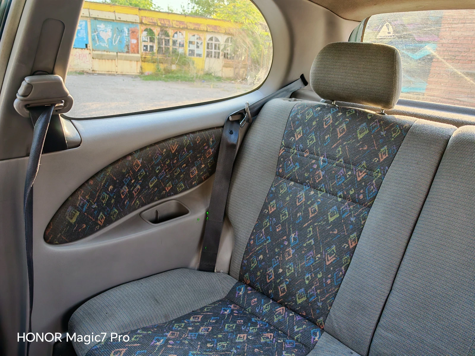 Toyota Corolla Toyota Corolla 1.3i 86 к.с. Климатик / Поддържана, снимка 15 - Автомобили и джипове - 55007393