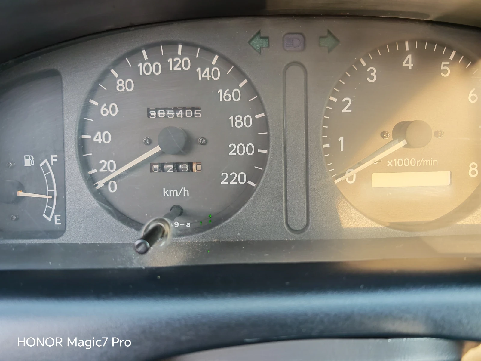 Toyota Corolla Toyota Corolla 1.3i 86 к.с. Климатик / Поддържана, снимка 12 - Автомобили и джипове - 55007393