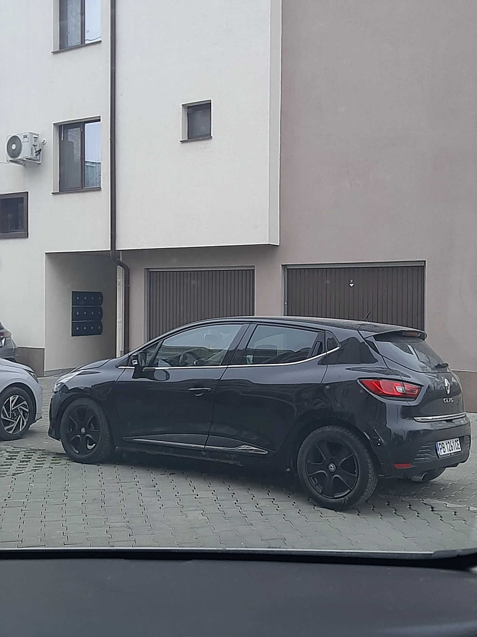 Renault Clio, снимка 5 - Автомобили и джипове - 56245544