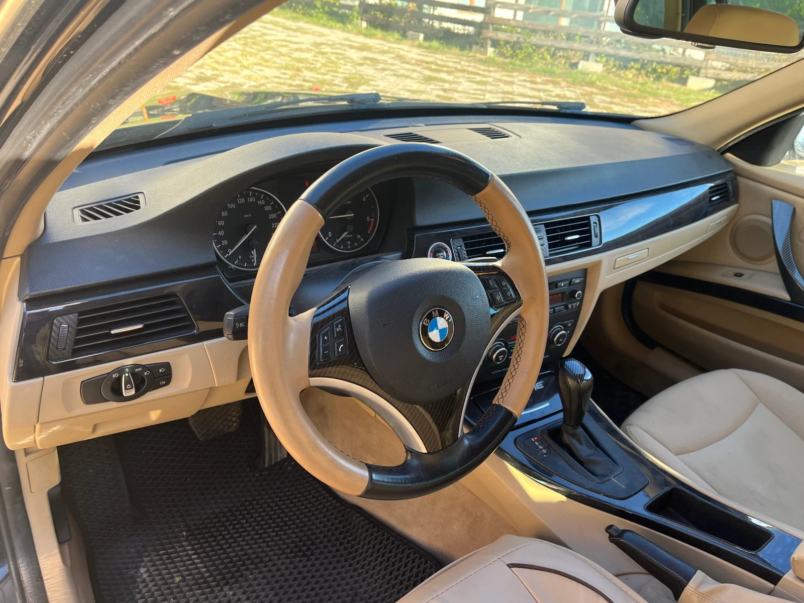BMW 320 xDrive, снимка 8 - Автомобили и джипове - 56334361