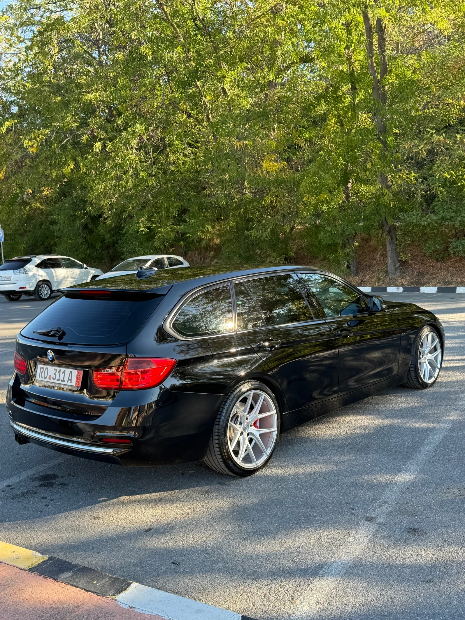 BMW 330, снимка 5 - Автомобили и джипове - 56369183