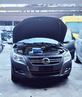 VW Tiguan 2.0 TDI 2013 г.   CFF   само на части  , снимка 1