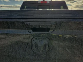 Dodge RAM 1500 LIMITED 4X4 CREW CAB 5'7" BOX  CARFAX - 26250 € / 51340.54 лв. - 65654518 14