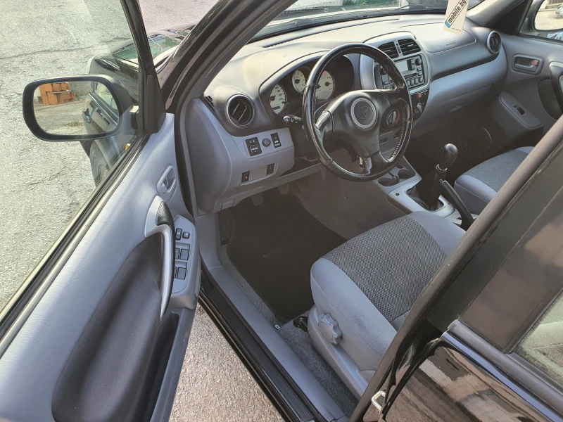 Toyota Rav4 Comfort 2.0VVTi - 150Hp 4WD EURO3, снимка 4 - Автомобили и джипове - 49177710