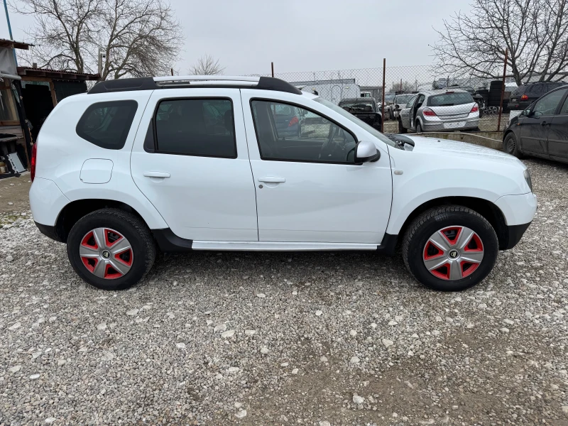 Dacia Duster 1.5DCI-4X4, снимка 7 - Автомобили и джипове - 49297518