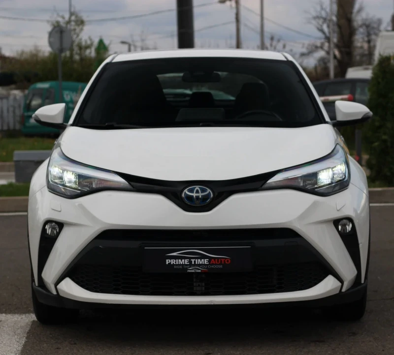 Toyota C-HR 1.8 HYBRID/ Камера/ Подгрев/ Парктроник