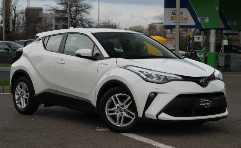Toyota C-HR 1.8 HYBRID/ Камера/ Подгрев/ Парктроник, снимка 3 - Автомобили и джипове - 49698677