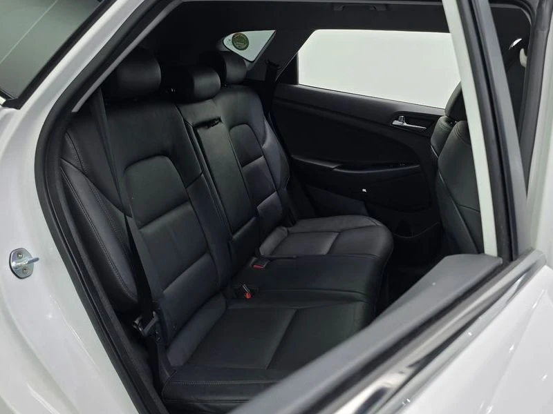 Hyundai Tucson Gasoline 1.6 Turbo 4WD| 177к.с.| ВКЛ.ТЕХНОТЕСТ, снимка 12 - Автомобили и джипове - 55432527
