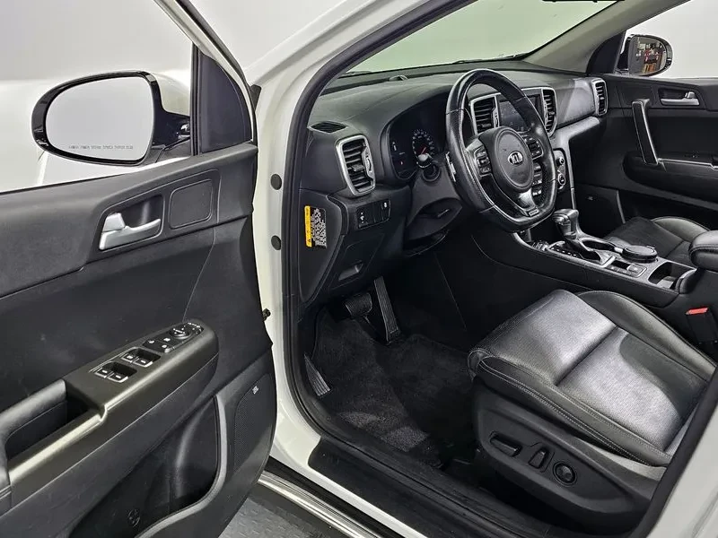 Kia Sportage 1.7 2Wd Noblesse, снимка 10 - Автомобили и джипове - 55889408