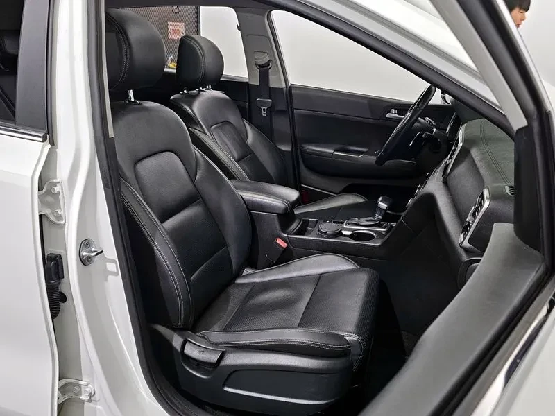Kia Sportage 1.7 2Wd Noblesse, снимка 12 - Автомобили и джипове - 55889408