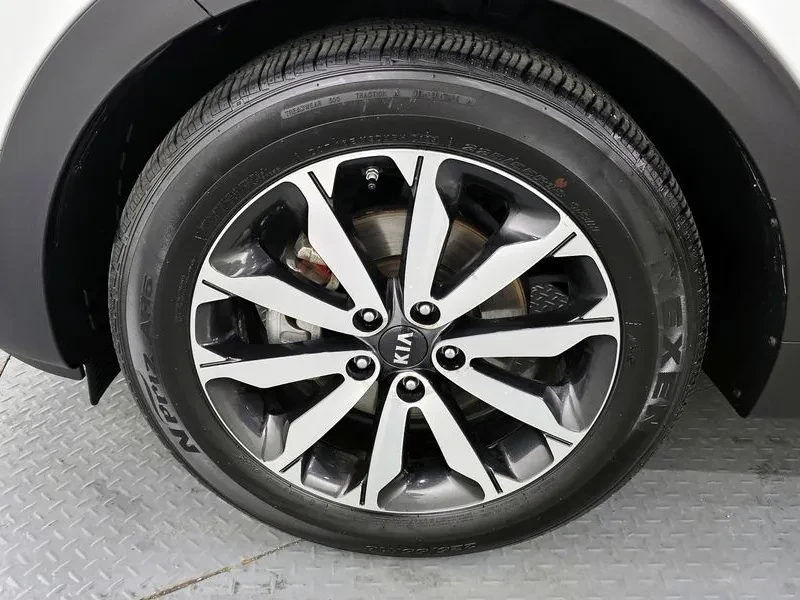 Kia Sportage 1.7 2Wd Noblesse, снимка 5 - Автомобили и джипове - 55889408
