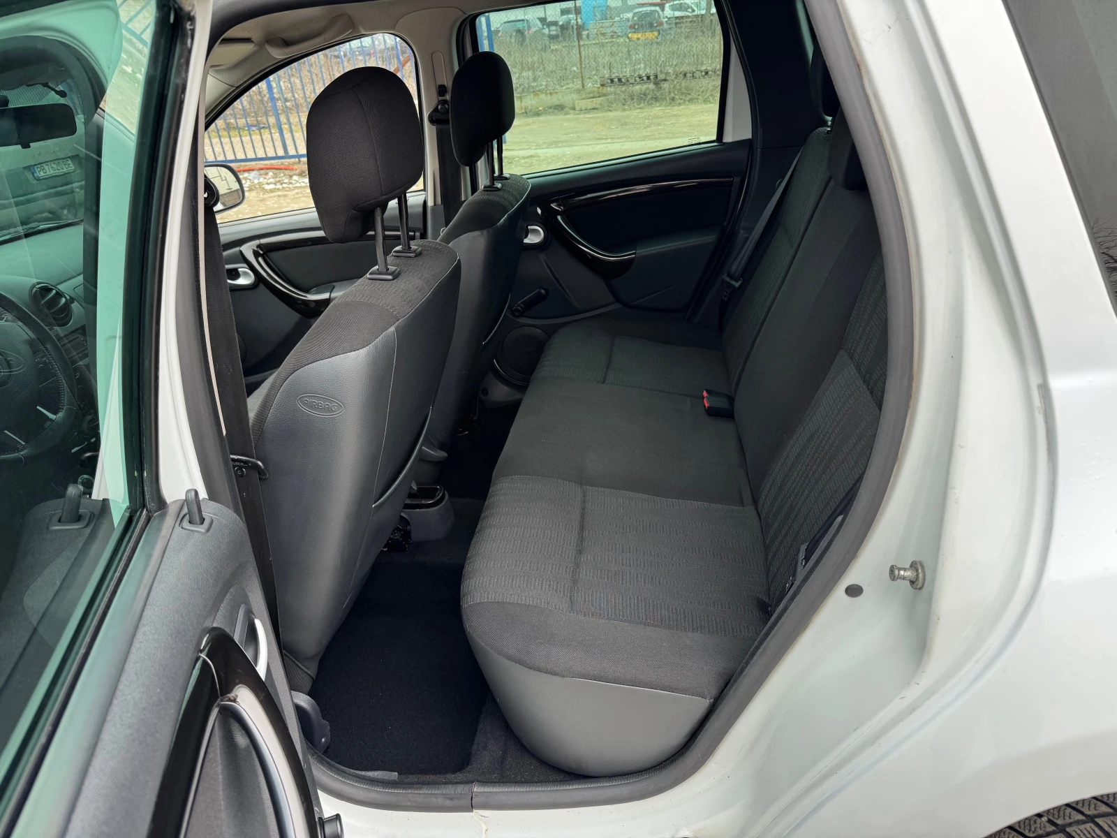 Dacia Duster 1.5DCI-4X4 | Mobile.bg   11