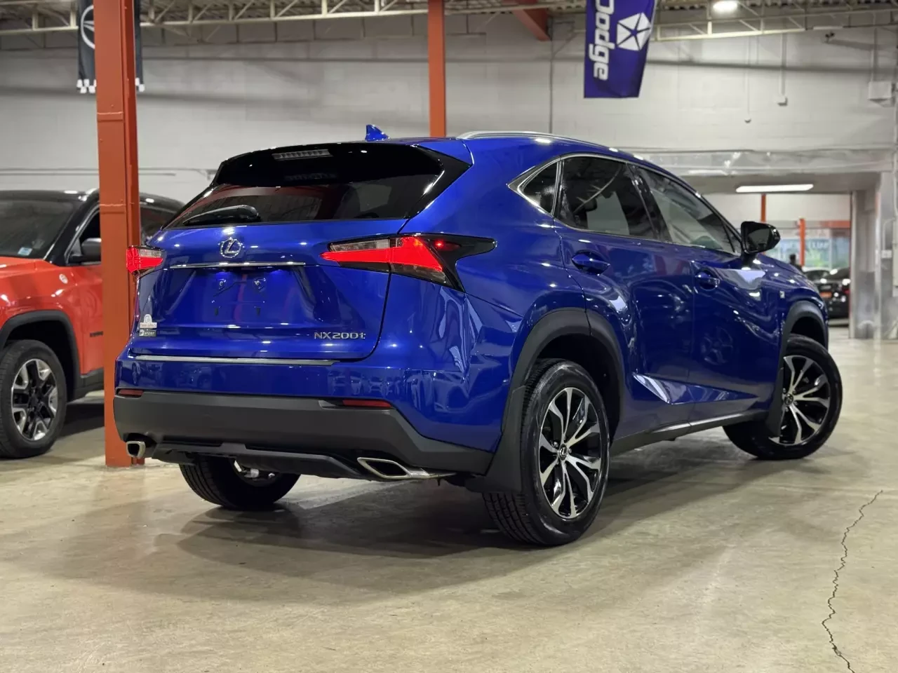 Lexus NX 200t F-Sport* ПОДГРЕВ* КАМЕРИ*  - изображение 4