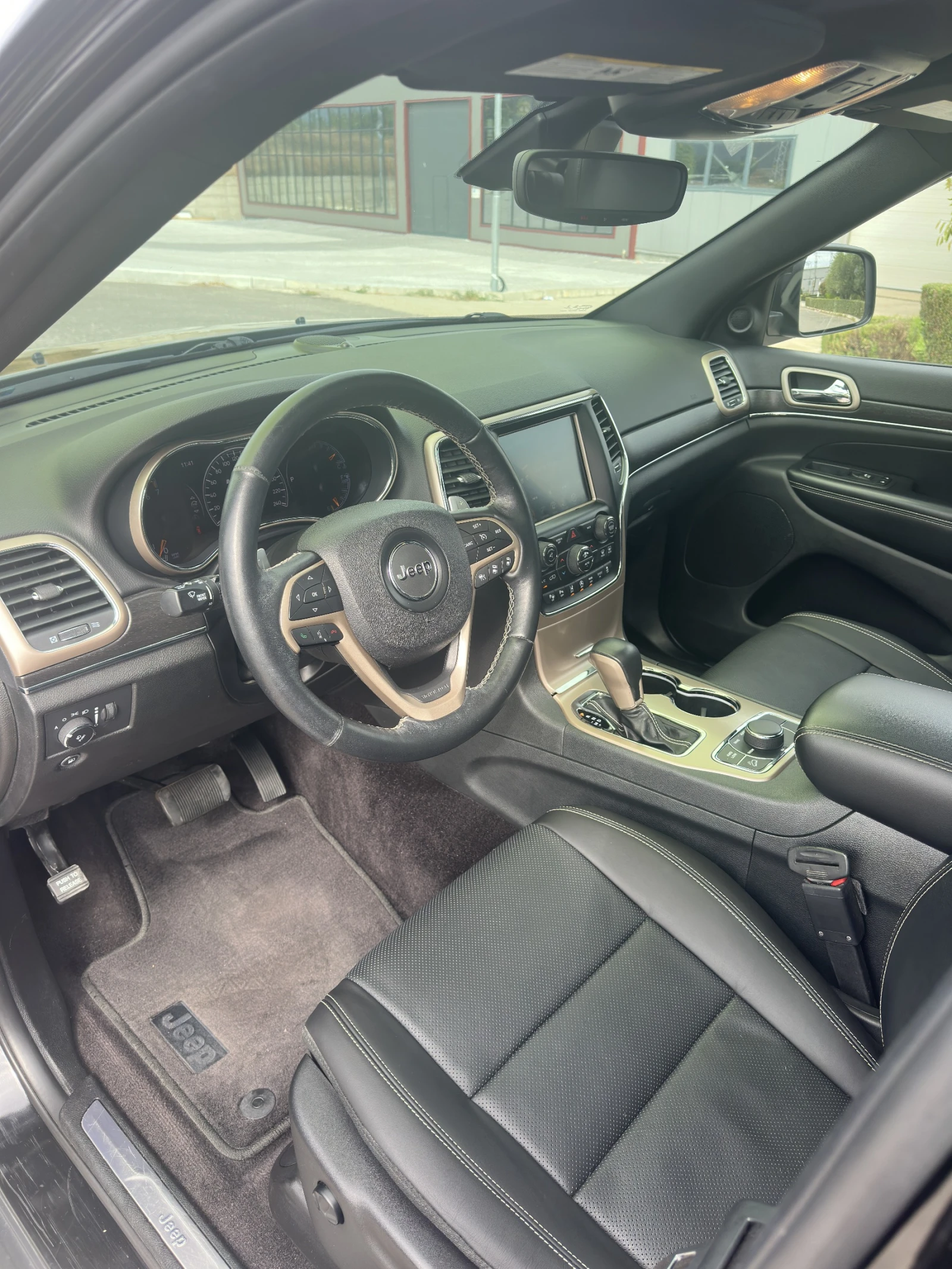 Jeep Grand cherokee  - изображение 9