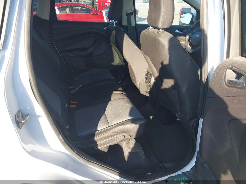 Ford Escape 1.5l Se - изображение 8