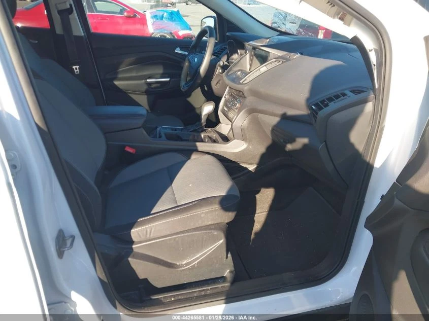 Ford Escape 1.5l Se - изображение 5