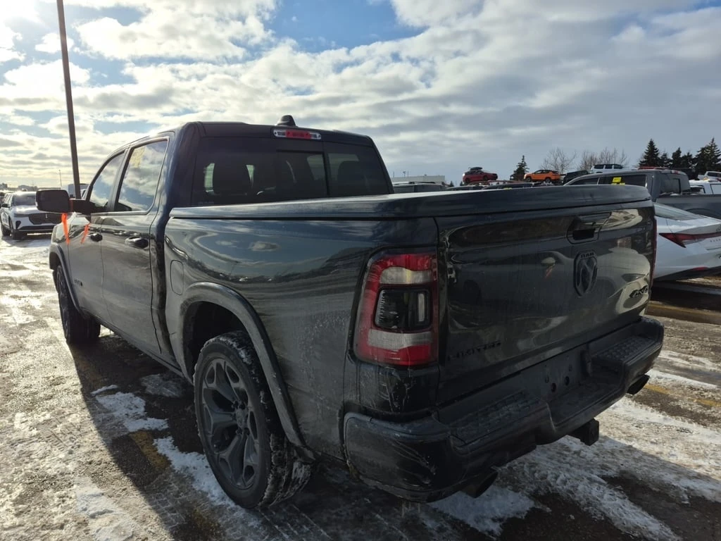 Dodge RAM 1500 LIMITED 4X4 CREW CAB 5'7" BOX  CARFAX - изображение 4