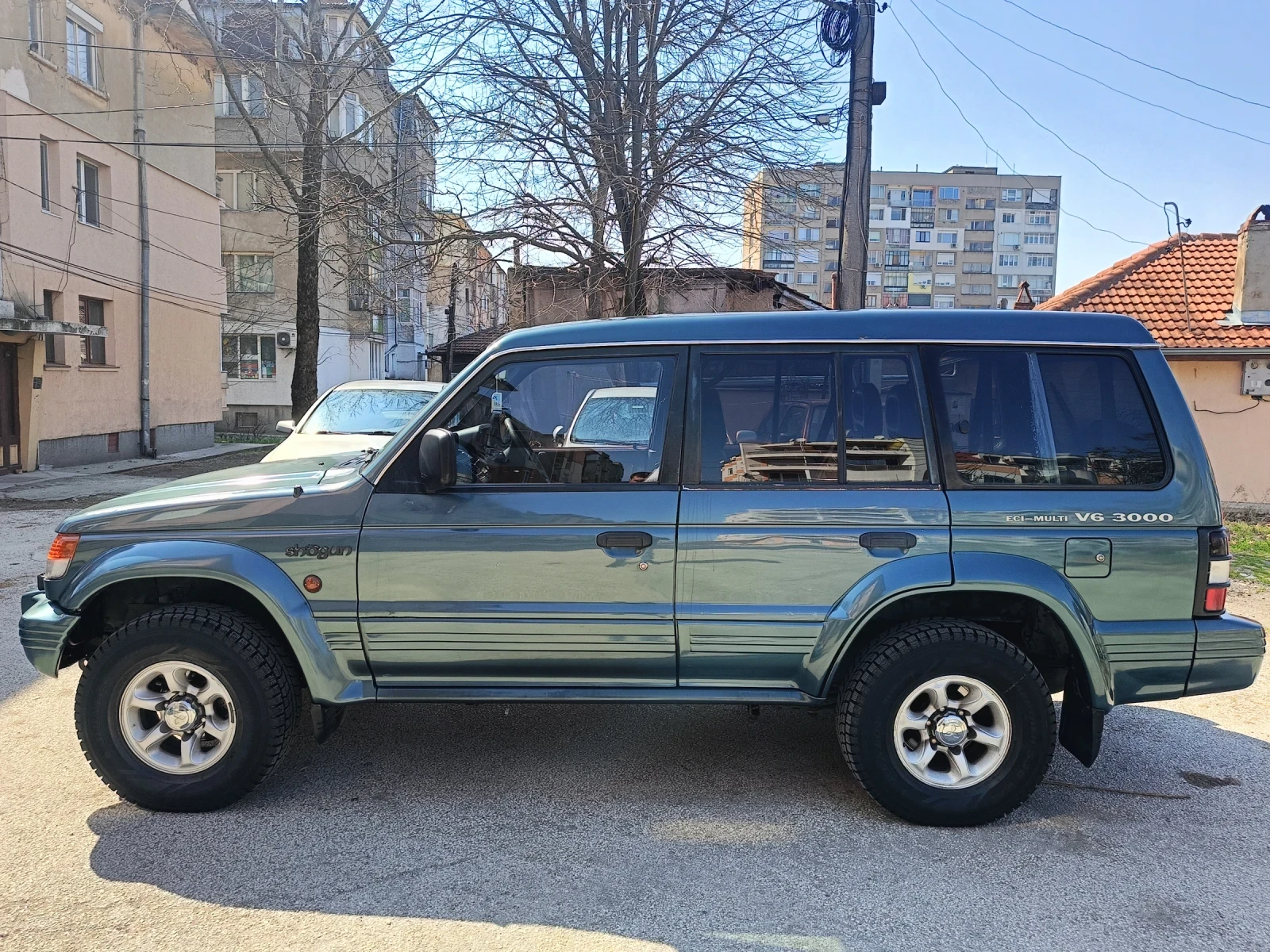 Mitsubishi Pajero, снимка 2 - Автомобили и джипове - 53974678
