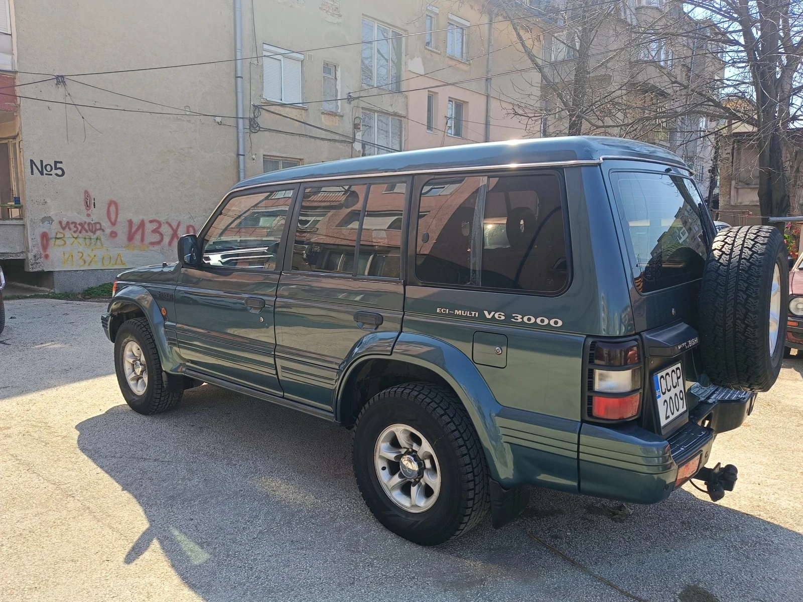 Mitsubishi Pajero, снимка 3 - Автомобили и джипове - 53974678