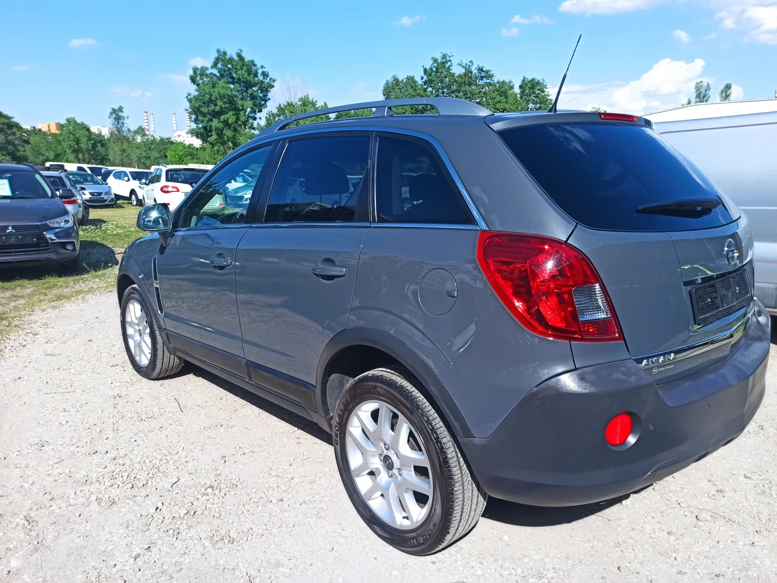Opel Antara 2.4 i, Cosmo 4x4, снимка 4 - Автомобили и джипове - 54691096