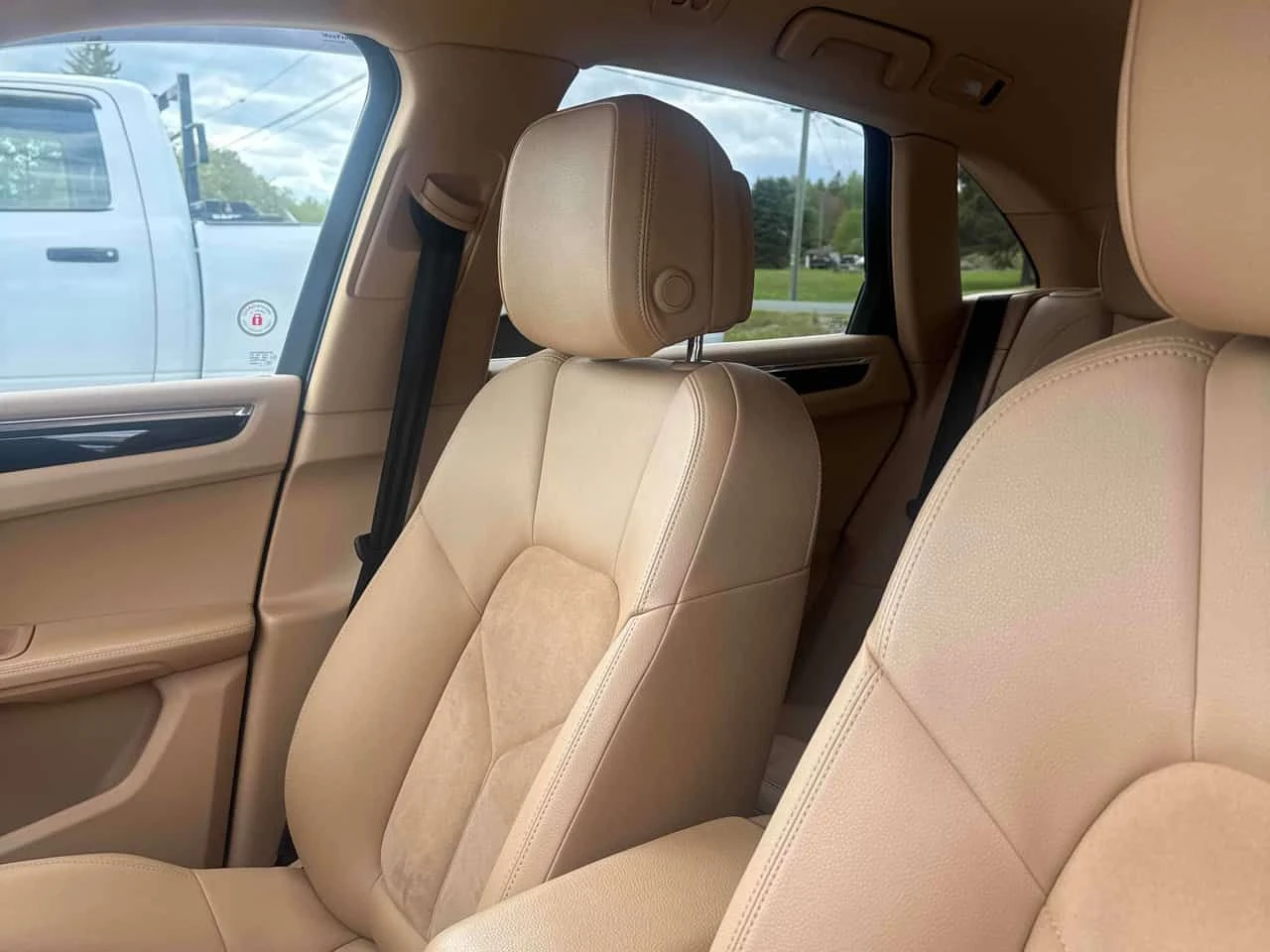 Porsche Macan * S * CARFAX * БЕЗ ПЪРВОНАЧАЛНА ВНОСКА, снимка 11 - Автомобили и джипове - 54777001