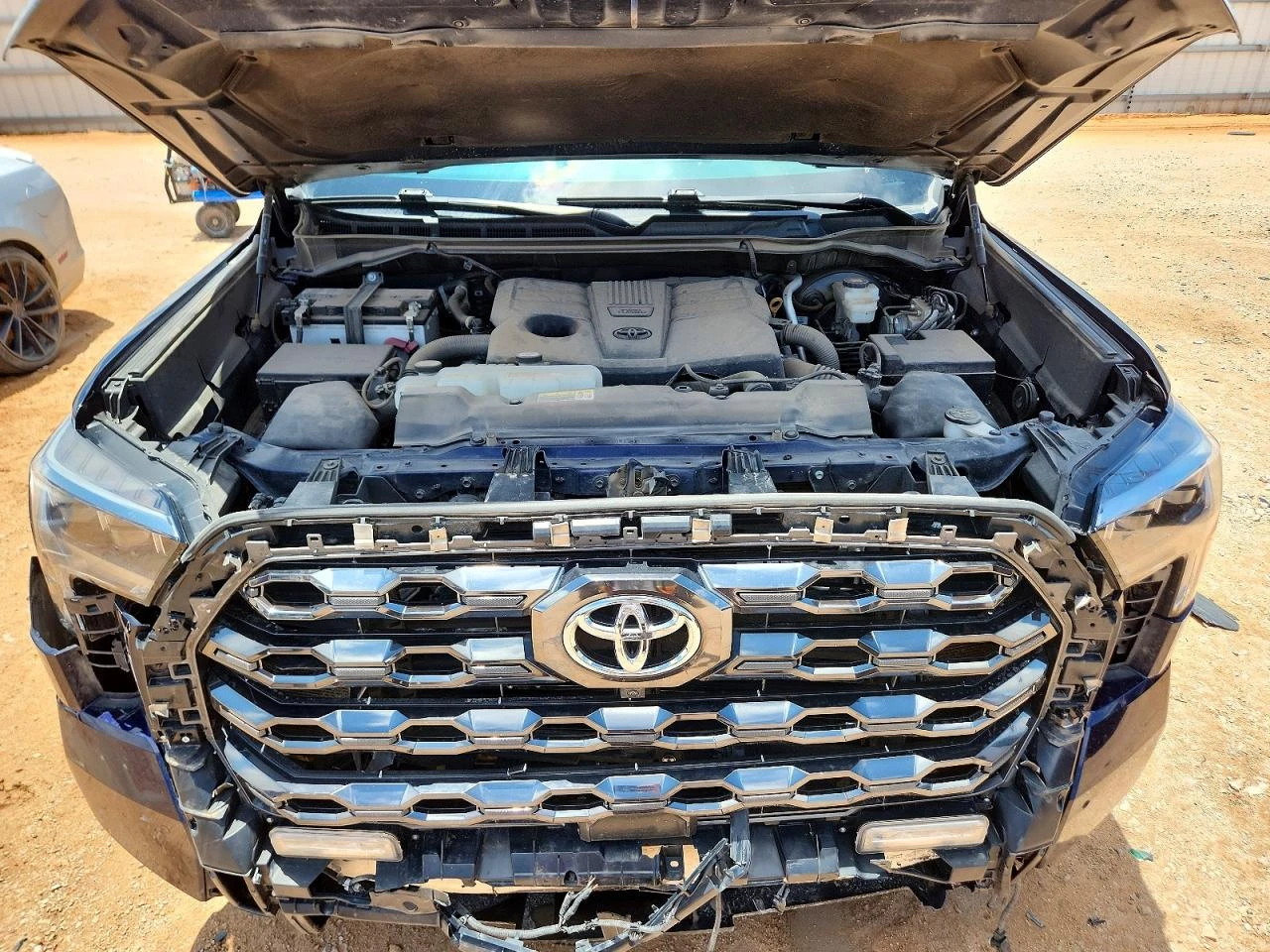 Toyota Tundra 3.4l Platinum, снимка 11 - Автомобили и джипове - 55382247