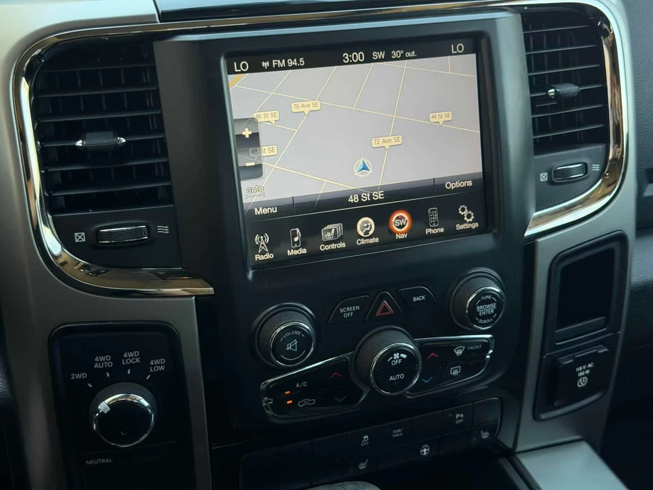 Dodge RAM 1500 * Sport * АВТОКРЕДИТ БЕЗ ПЪРВОНАЧАЛНА ВНОСКА* , снимка 17 - Автомобили и джипове - 55666850