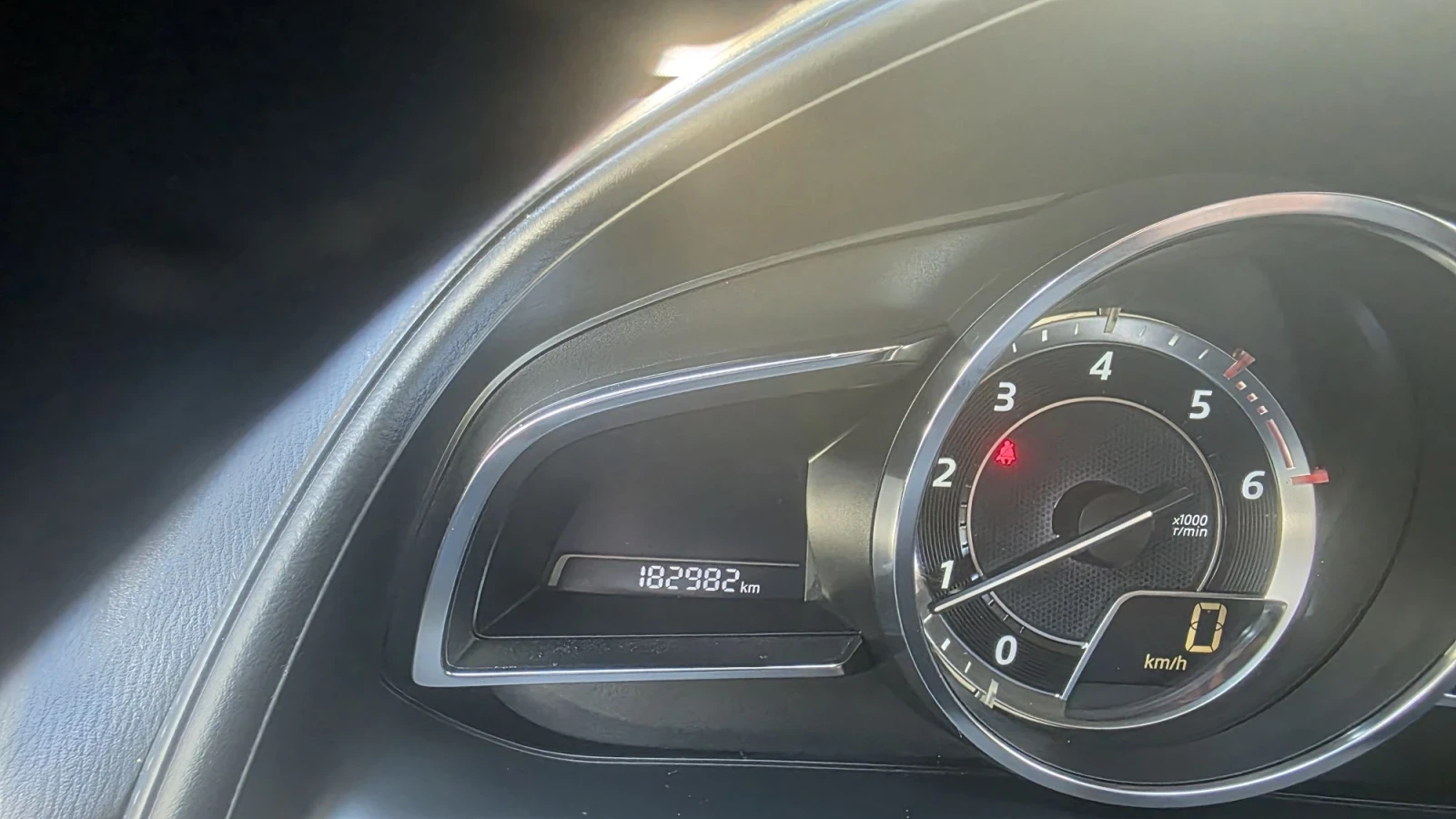 Mazda CX-3, снимка 8 - Автомобили и джипове - 56441234