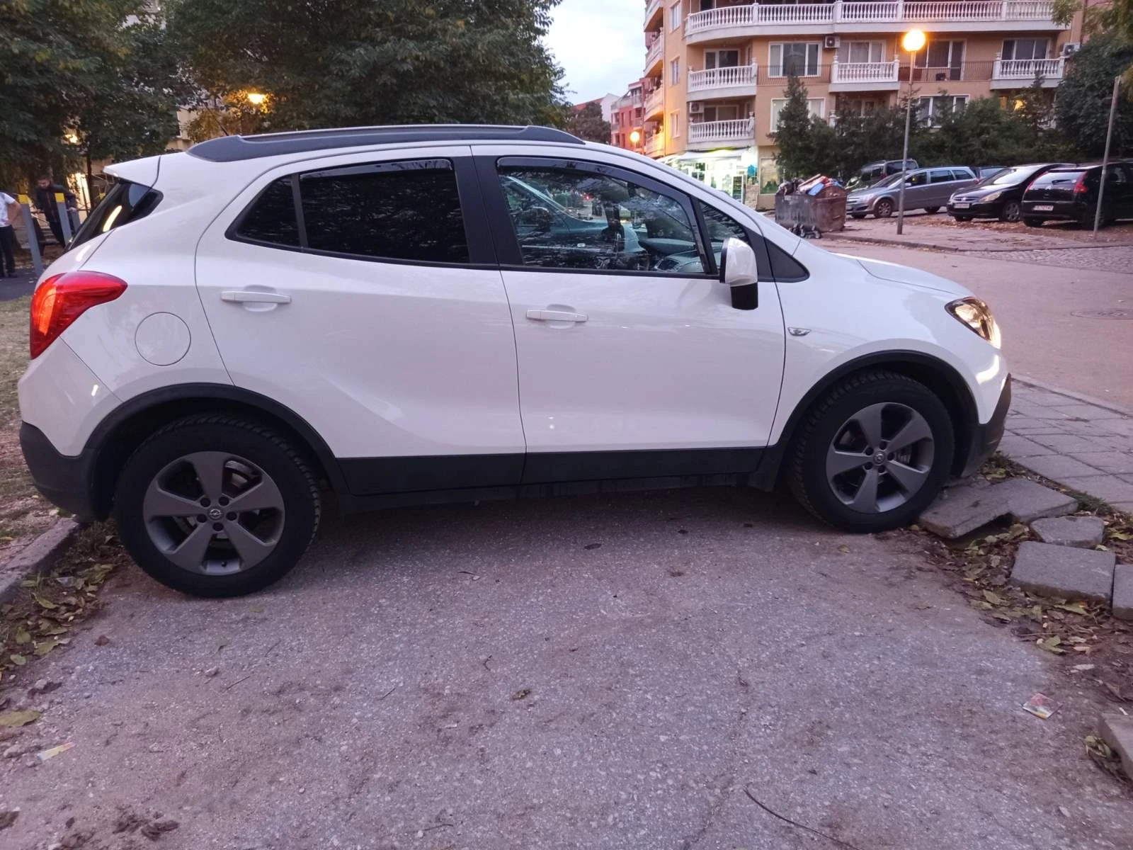 Opel Mokka, снимка 5 - Автомобили и джипове - 56647654