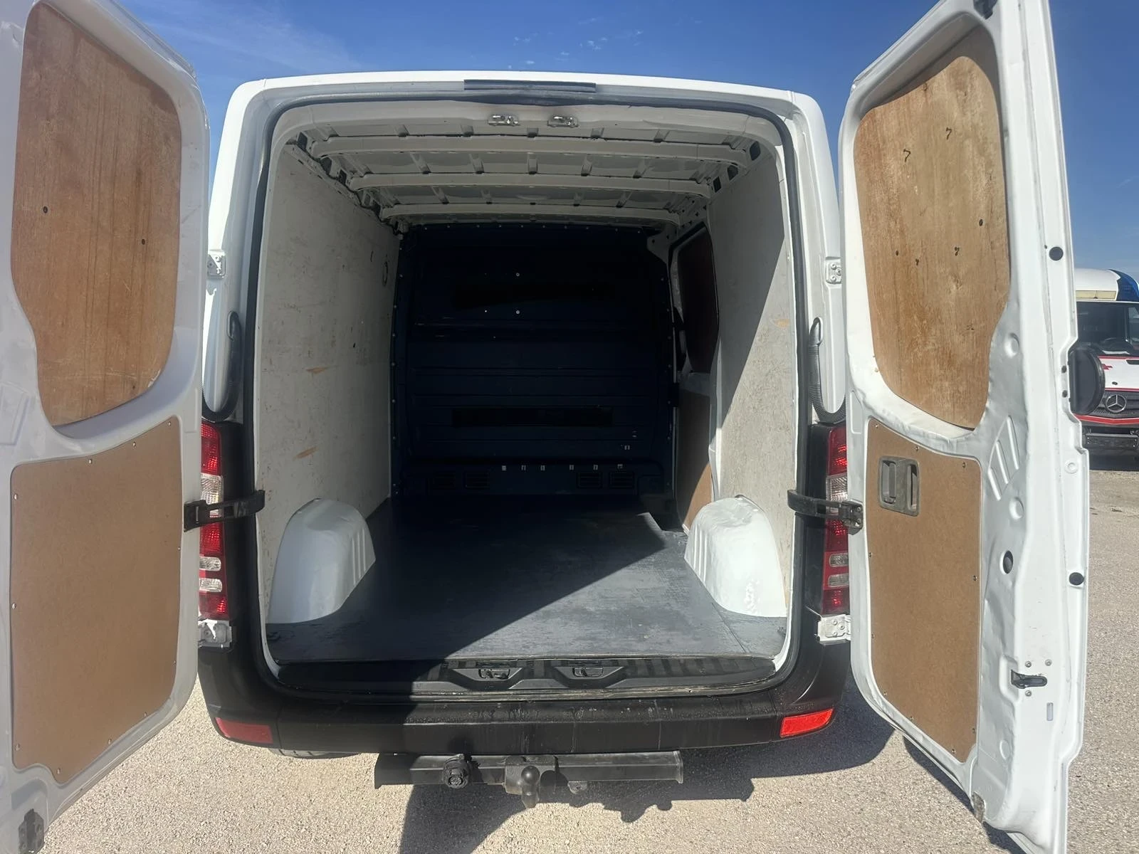 Mercedes-Benz Sprinter 311, снимка 8 - Бусове и автобуси - 56346957