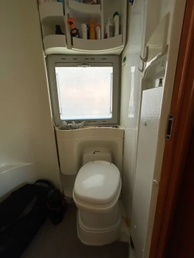 Кемпер Knaus 2003, снимка 16