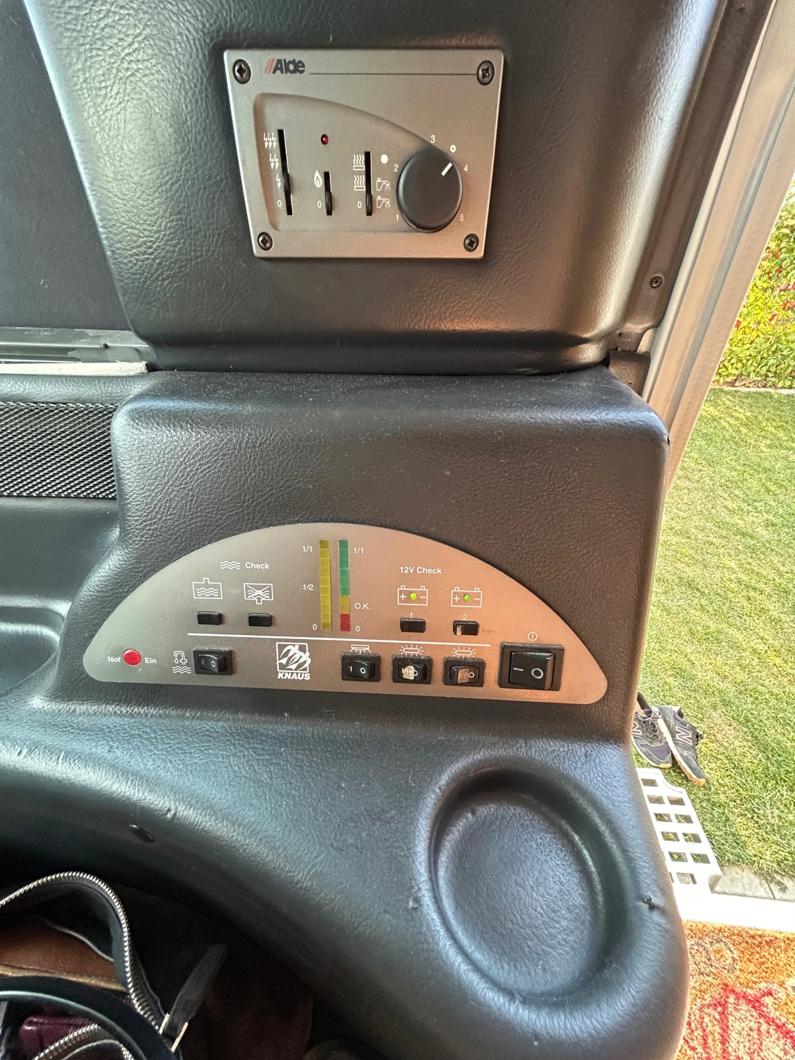 ������ Knaus 2003 | Mobile.bg � ����������� 8