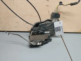 брава (задна дясна) Мазда 3 2.0 бензин