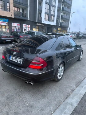 Mercedes-Benz E 320, снимка 5