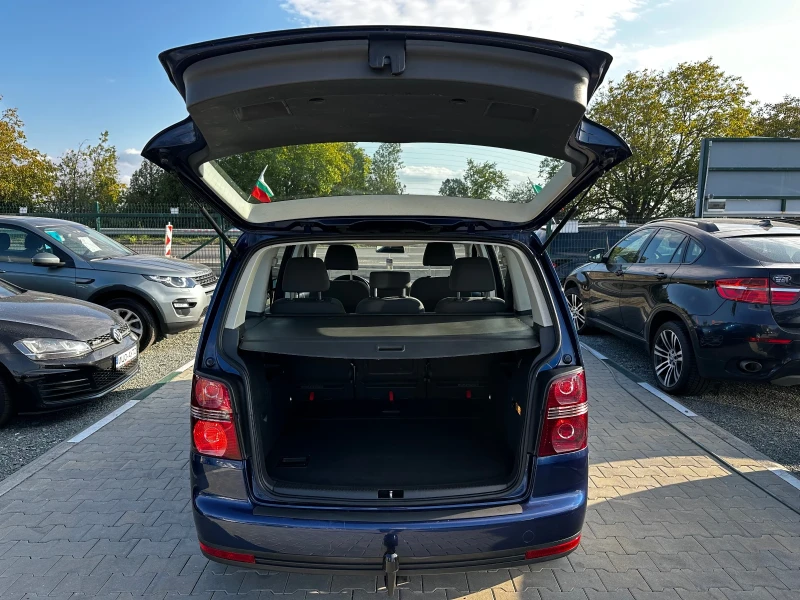 VW Touran 1.9TDI FaceLift, снимка 9 - Автомобили и джипове - 47624433