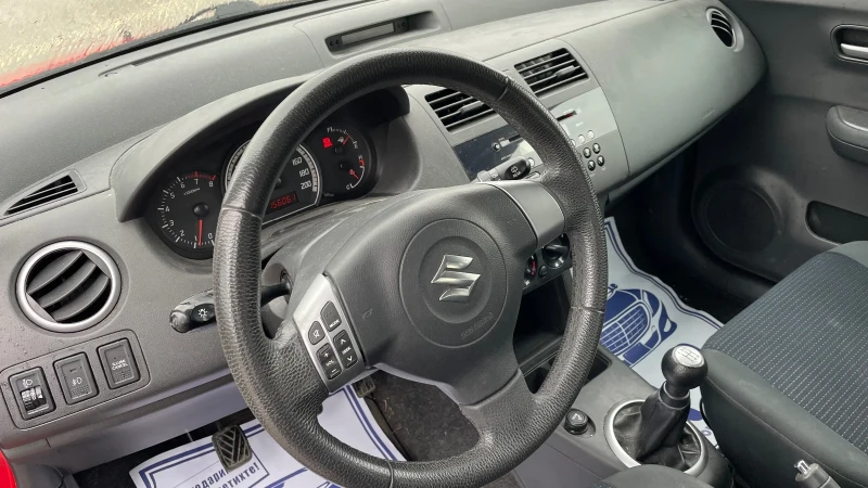 Suzuki Swift 1.3 90 к.с. * КЛИМА* , снимка 8 - Автомобили и джипове - 47978416