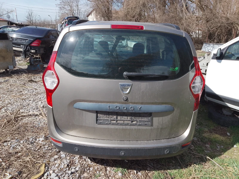 Dacia Lodgy 1.5dci, снимка 4 - Автомобили и джипове - 48048763