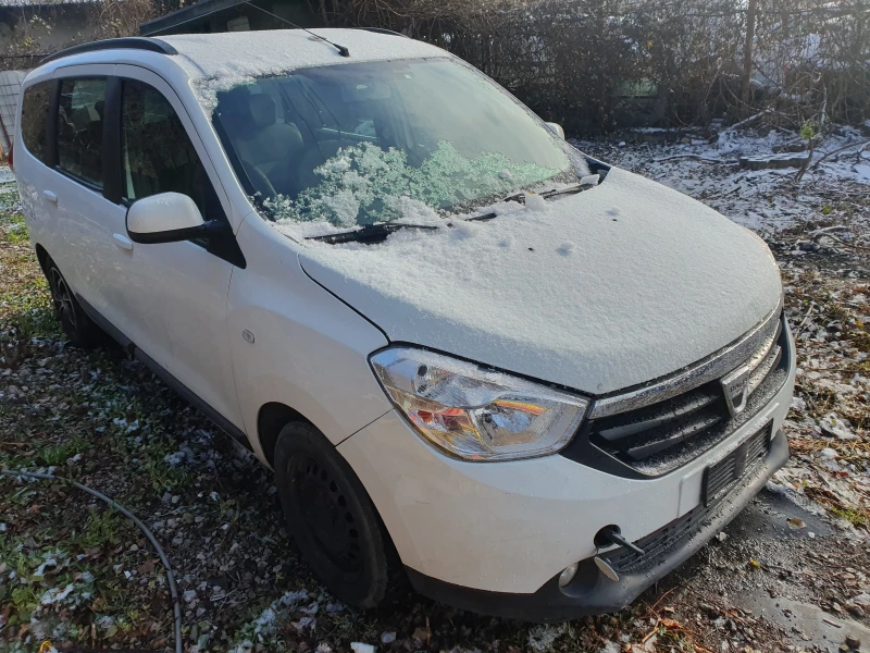 Dacia Lodgy 1.5dci, снимка 3 - Автомобили и джипове - 48048763