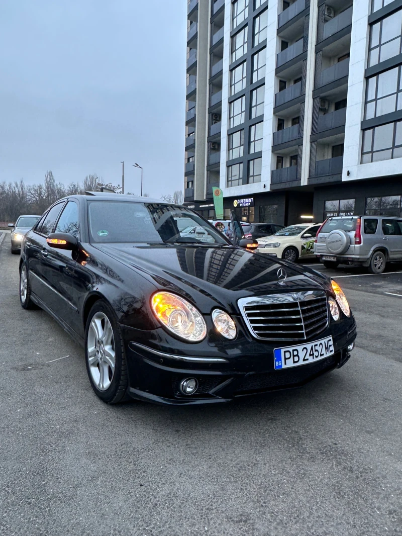 Mercedes-Benz E 320, снимка 1 - Автомобили и джипове - 49443631