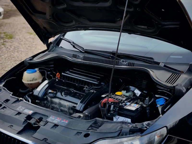 Seat Ibiza 1.4I(84)* SPORT-EDITION* НОВ ВНОС* , снимка 17 - Автомобили и джипове - 52631707